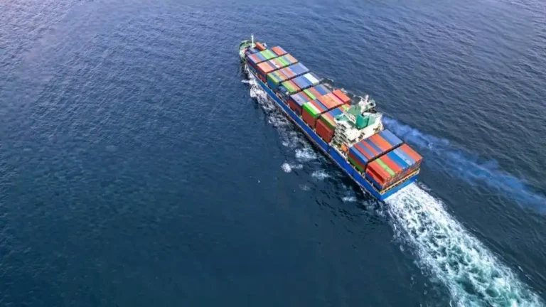 How to Find Apparel Suppliers Manufacturing Hubs, Factory Types & Audit Tips